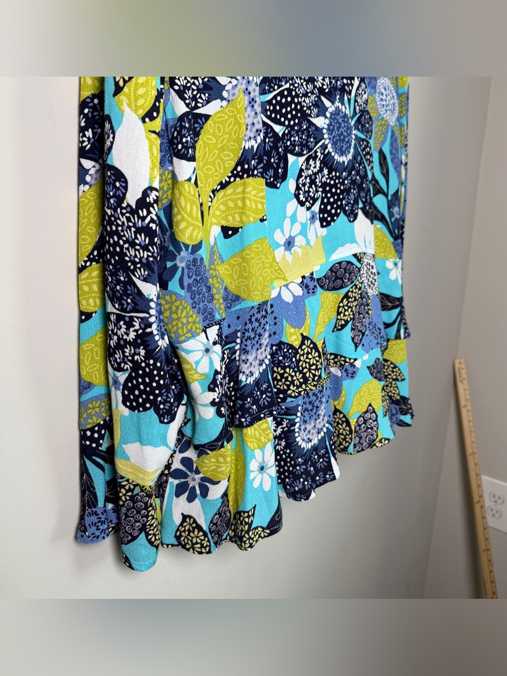 Habitat Floral Bell Sleeve Ruffle Hem Blouse | Size XL | Lagenlook Boho Artsy - Picture 7 of 12